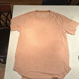 Lululemon Men’s Tshirt